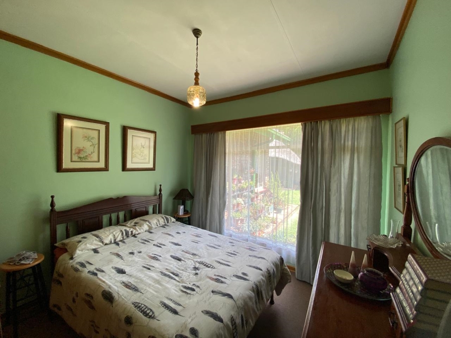 4 Bedroom Property for Sale in Kannoniers Park North West